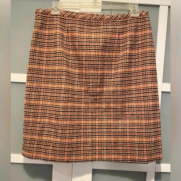 Talbots Multi Color Plaid Wool Zip Close A-Line Lined Mini Skirt Women’s 6 EUC - Picture 4 of 12